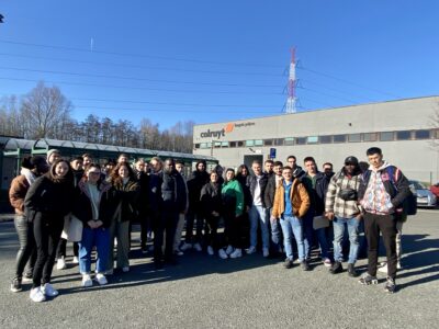 Comprendre l’aspect entrepreneuriat durable d’une entreprise : visite d’un entrepôt de Colruyt Group par les étudiants du Département Économique de La Louvière